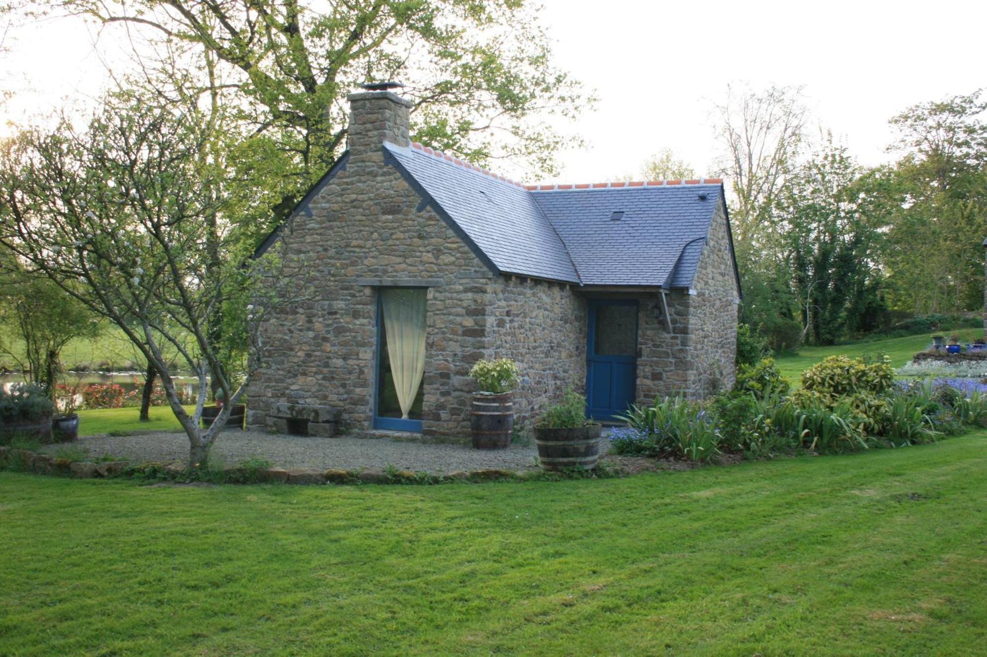 Bed and Breakfast Au Pont Ricoul Saint-Pierre-de-Plesguen Exterior foto